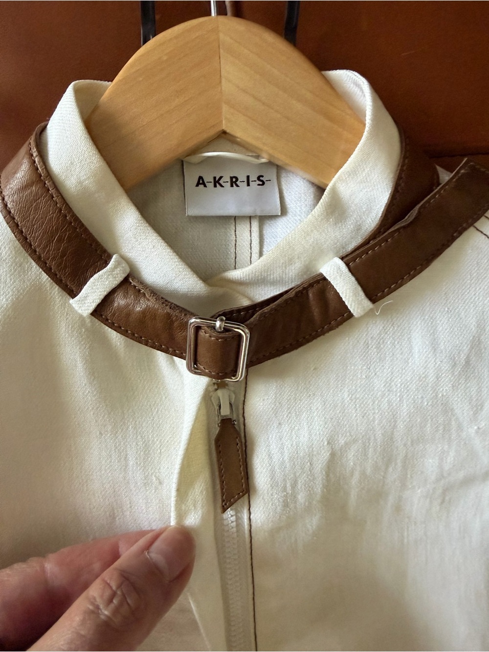 AKRIS Vintage Linen Blazer and Skirt Set - Picture 7 of 12